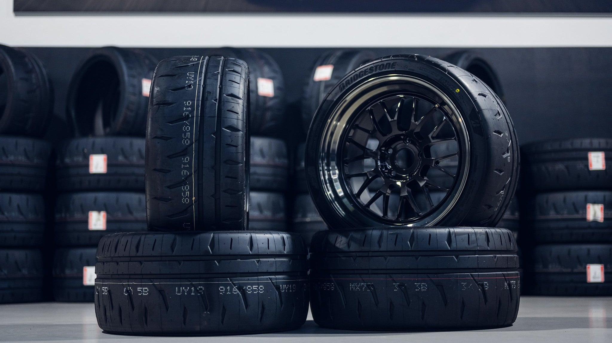 Bridgestone Potenza RE-71RZ