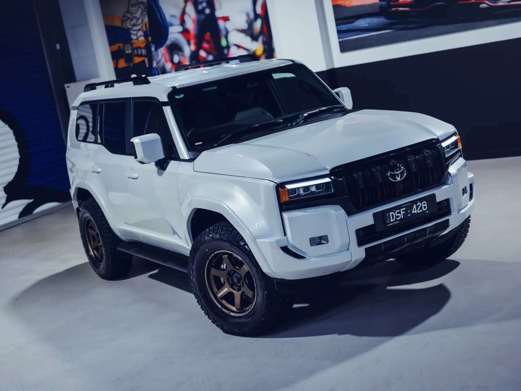 TE37SB x Landcruiser Prado