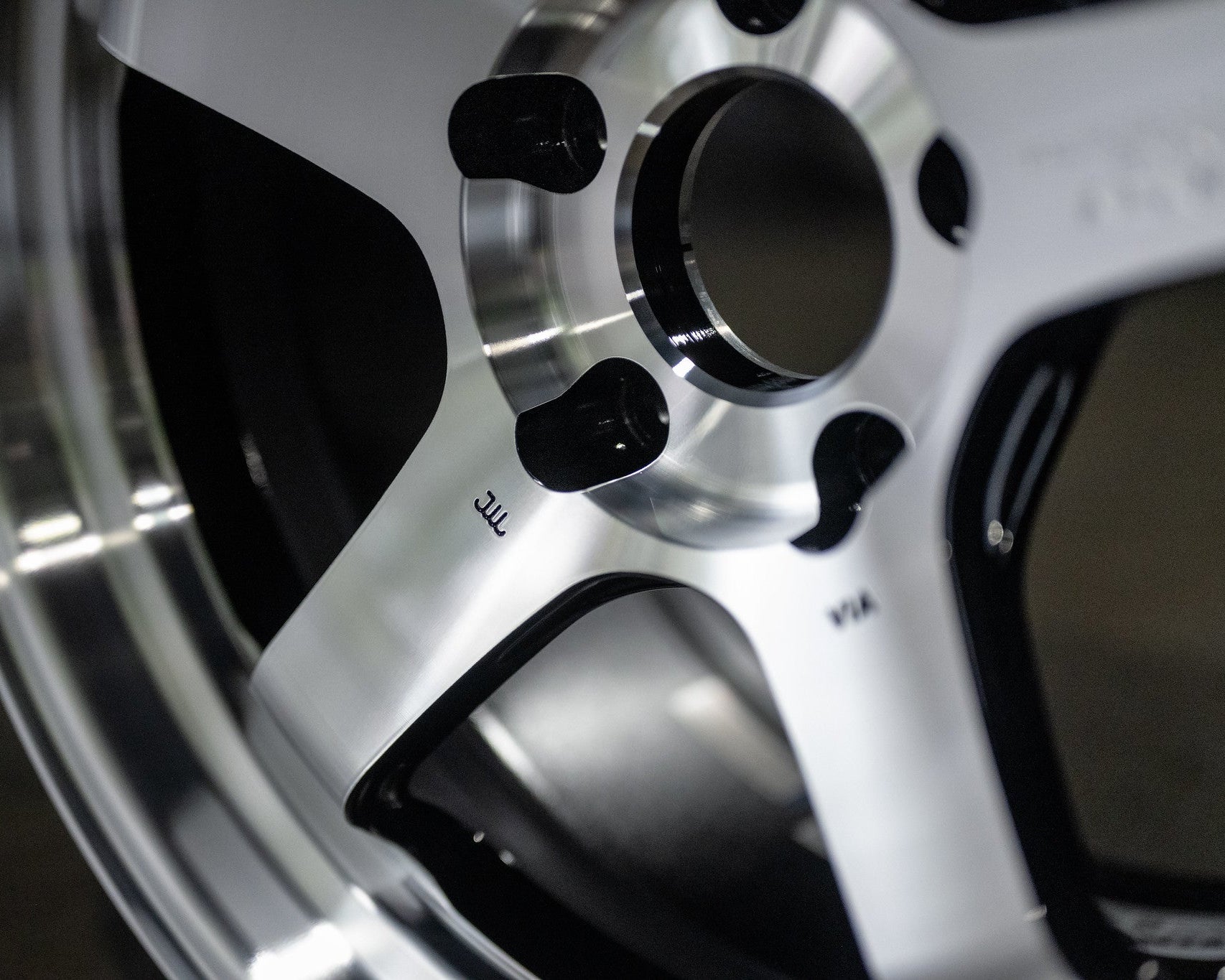 Advan GT Beyond-R 5x100 - Wheels