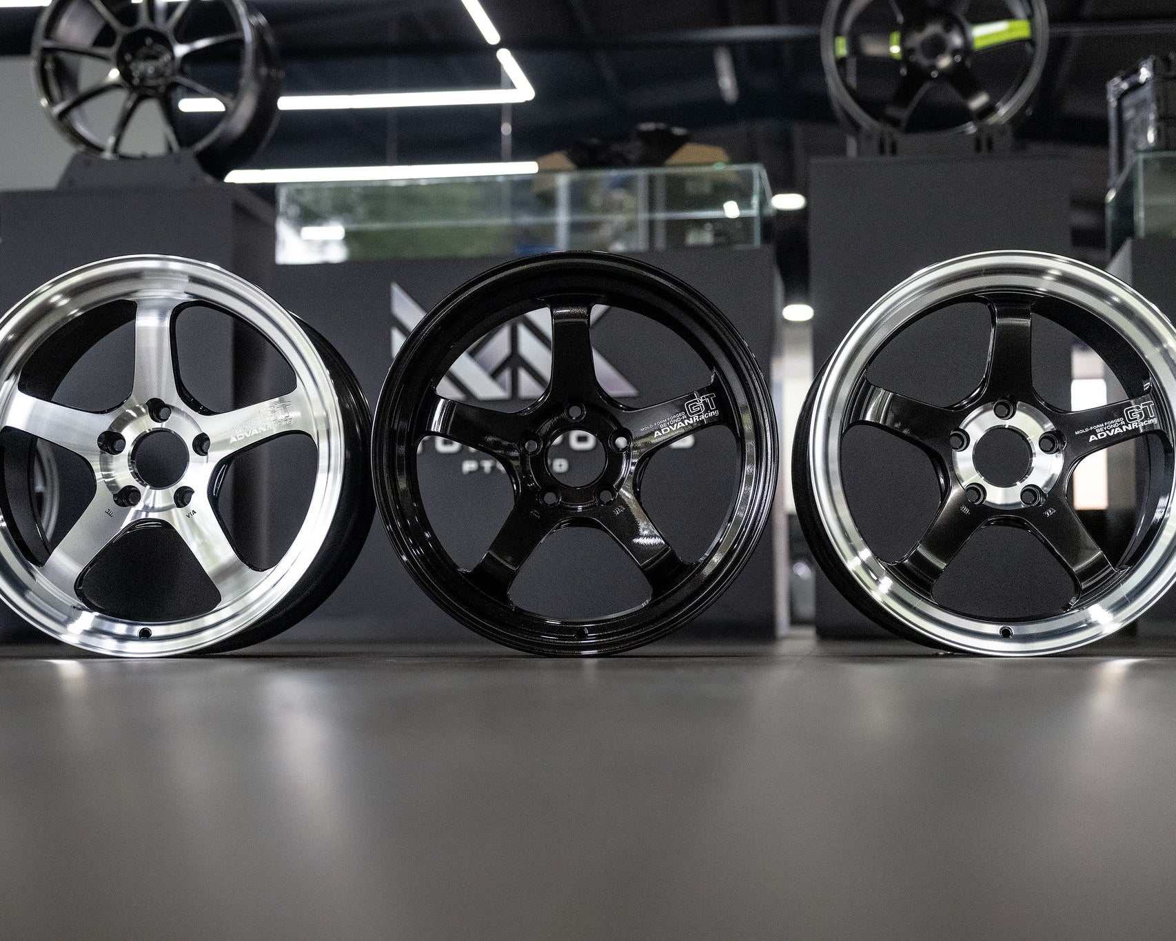 Advan GT Beyond-R 5x112 - Wheels