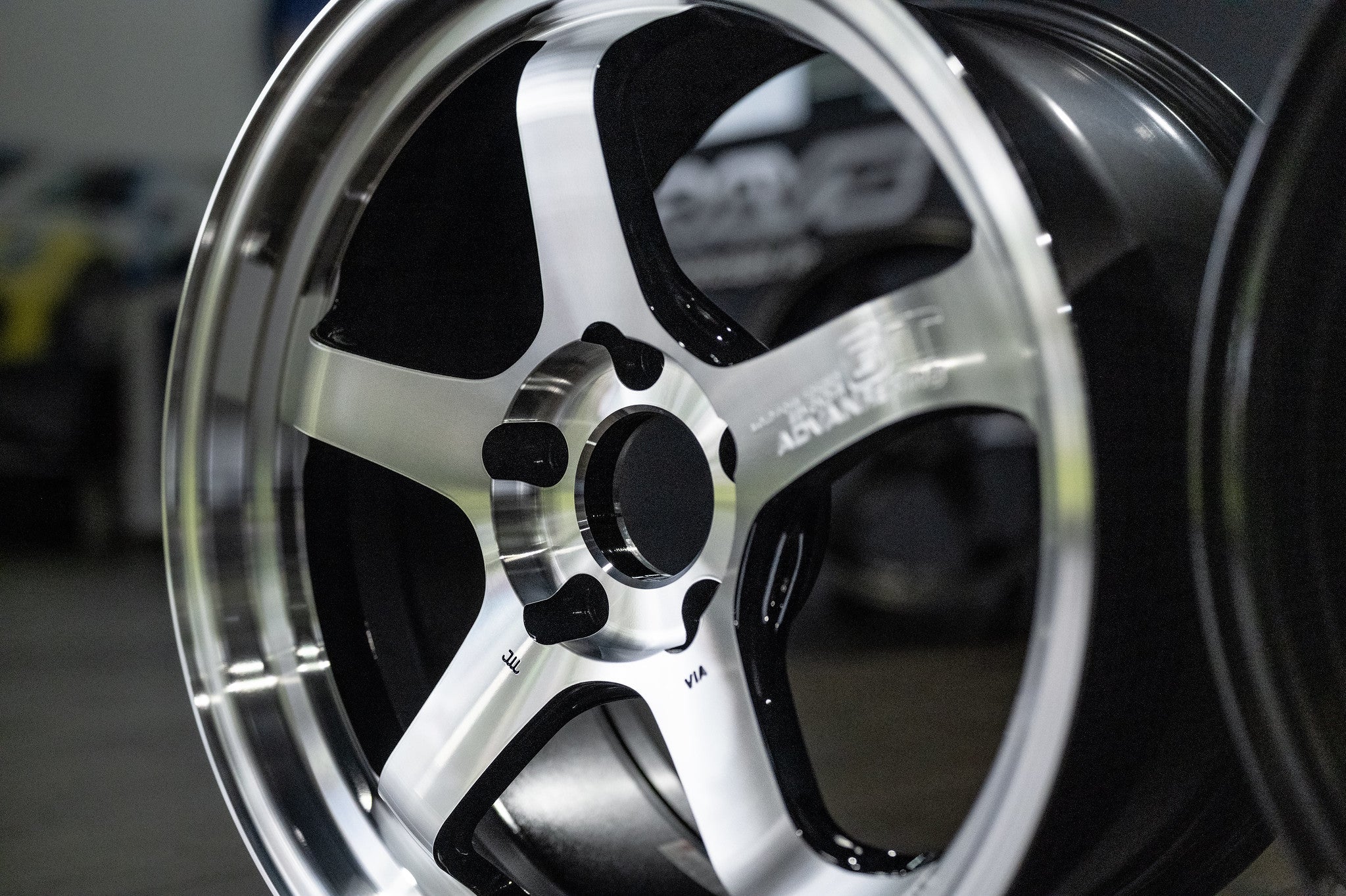 Advan GT Beyond-R for F8x M2/M3/M4 - F: 18x9.5 +22 R: