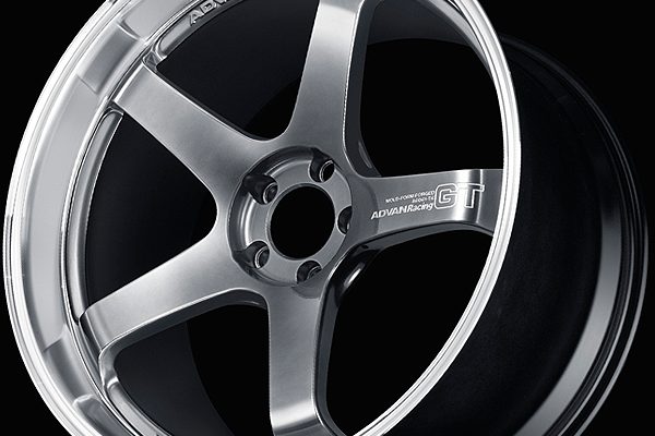 Advan GT Premium for R35 GT-R - F: 20x10 +35 R: 20x12 +20