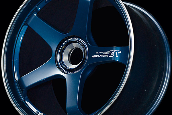 Advan Racing GT for Porsche Panamera - F: 21x9.5 +59 R: