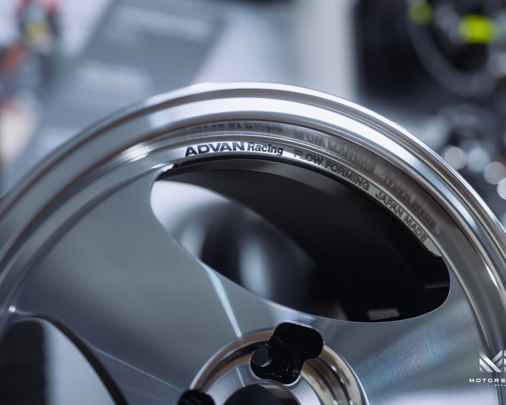 Advan Racing Oni2 - Wheels