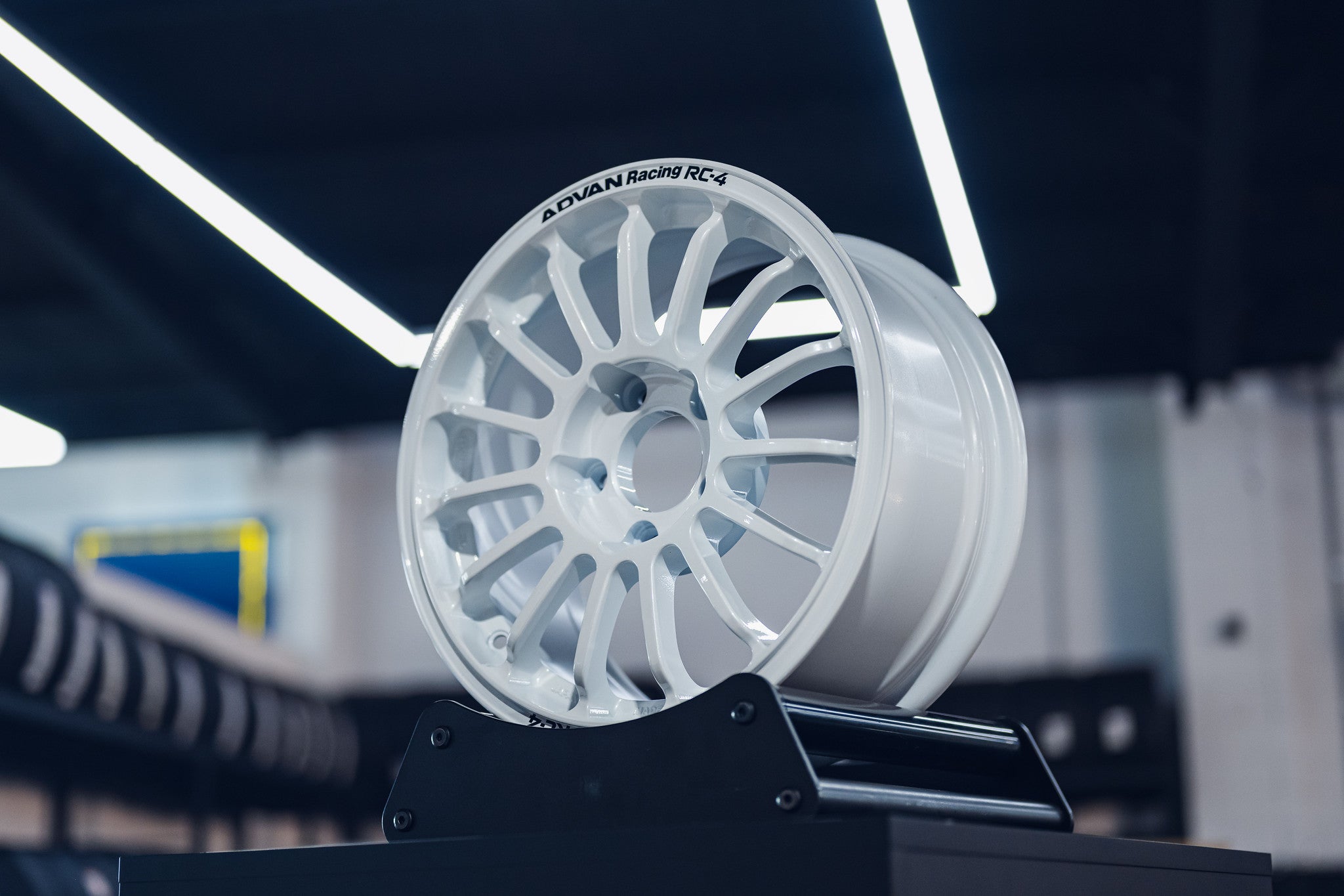 Advan Racing RC-4 15ββ - Wheels