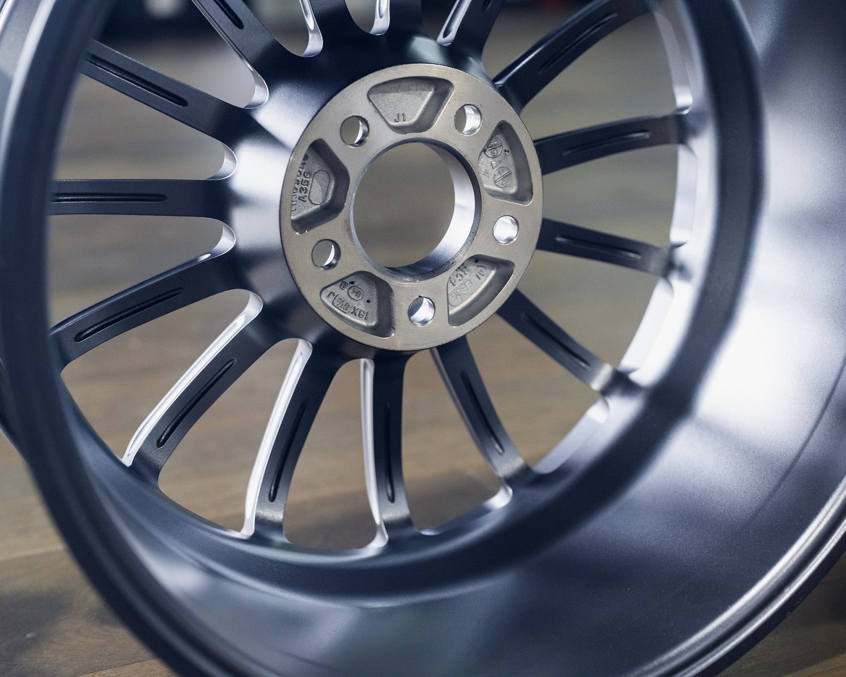 Advan Racing RC-4 18’’ - Wheels