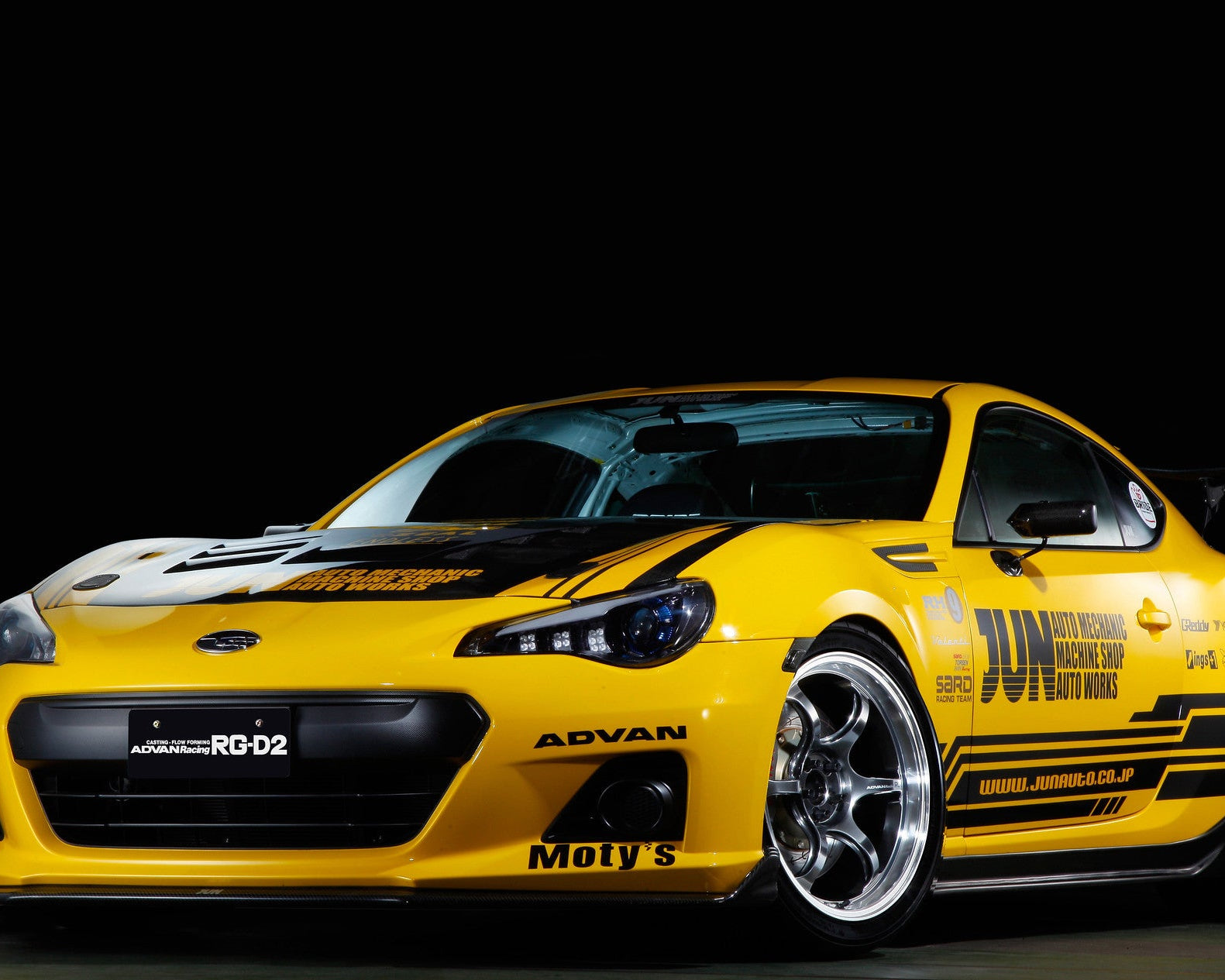 Advan Racing RG-D2 5x100 - Wheels