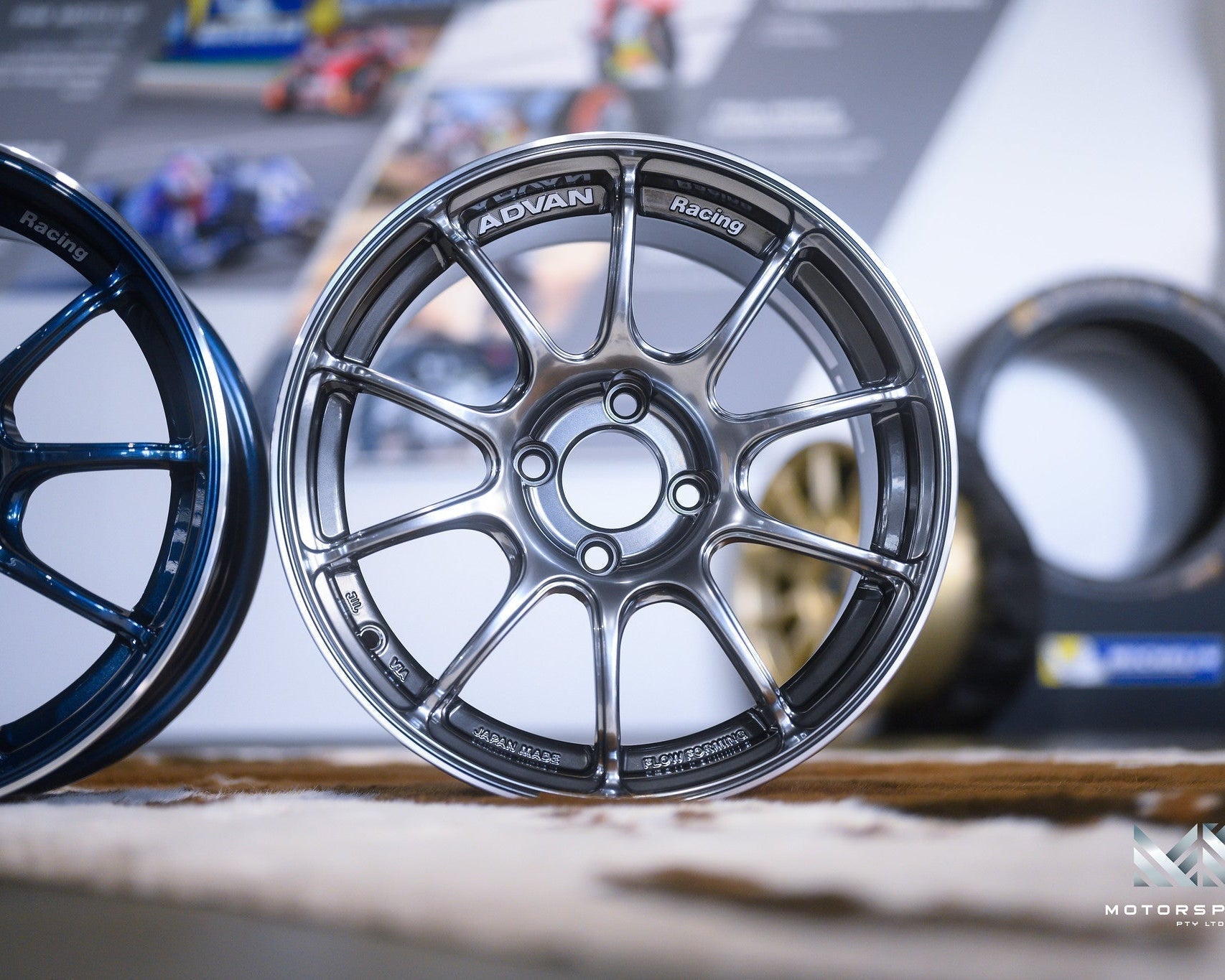 Advan Racing RZII 4x98 - 16x6.5 +35 4x98 / Racing Hyper