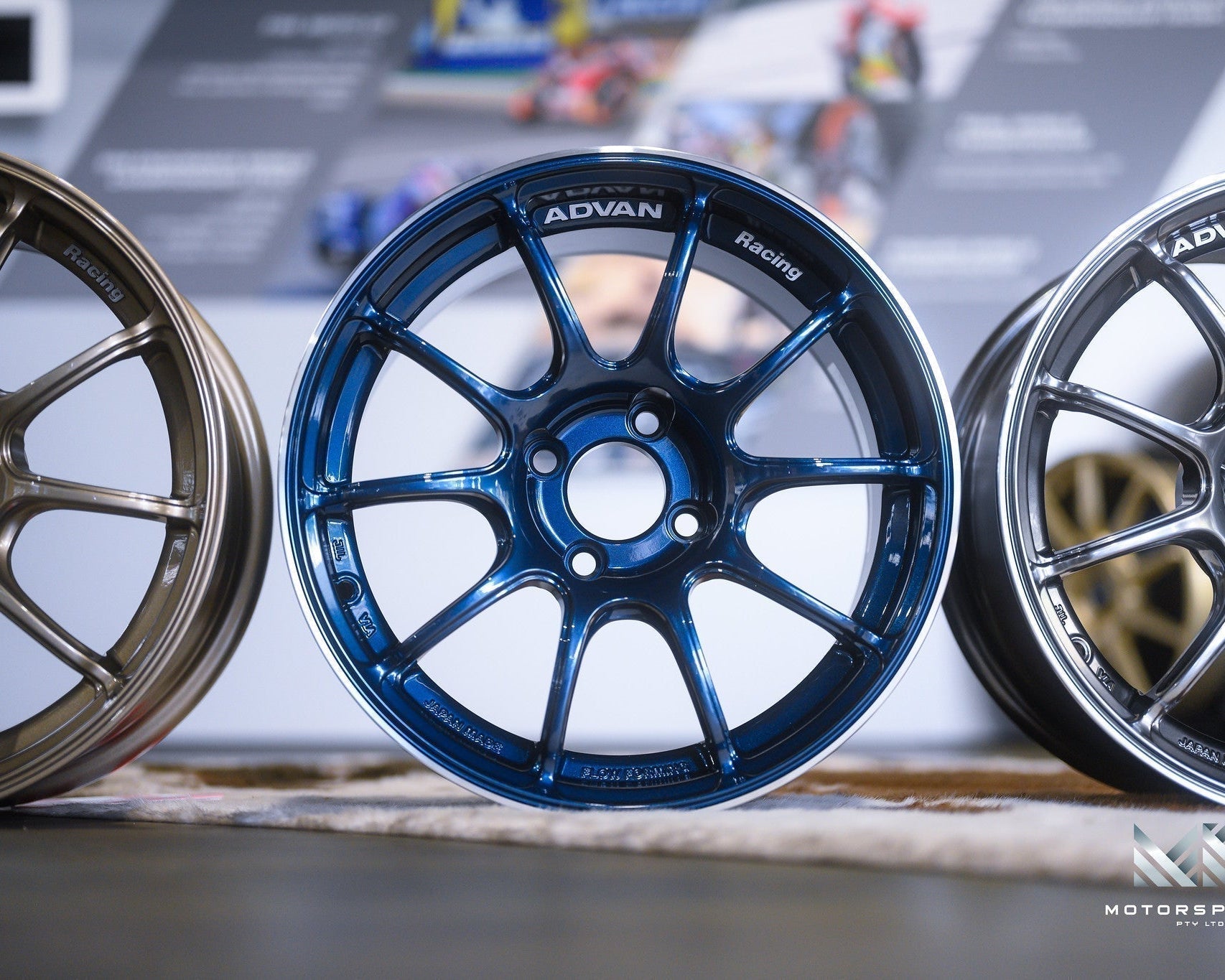 Advan Racing RZII 4x98 - 16x6.5 +35 4x98 / Racing Indigo