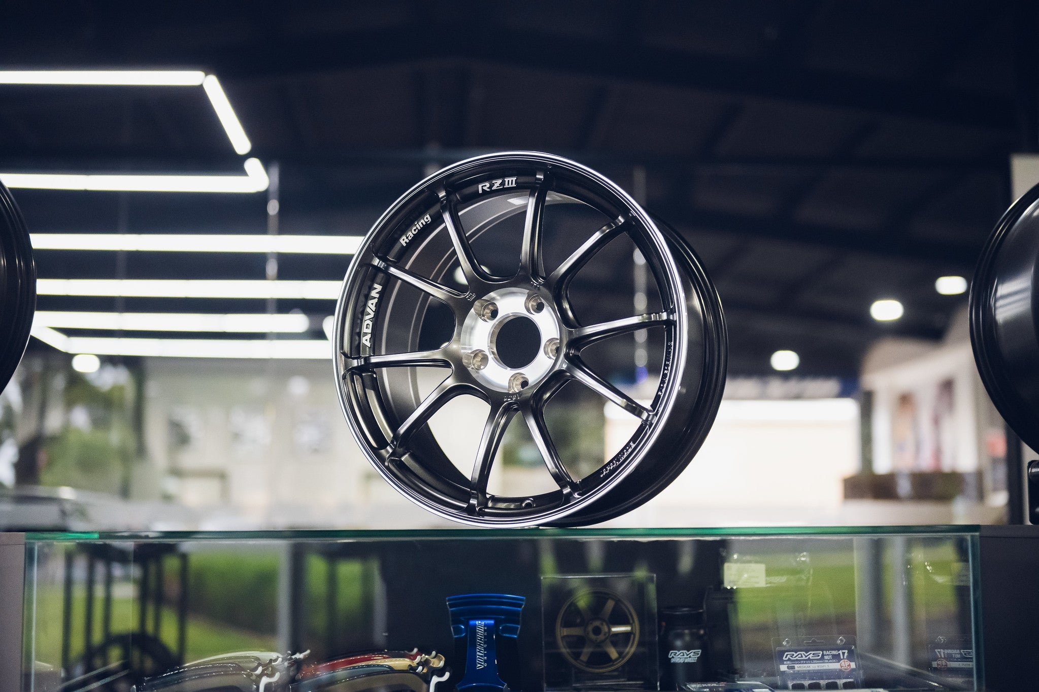 Advan Racing RZIII 5x100 - 18x7.5 +49 5x100 / Hyper