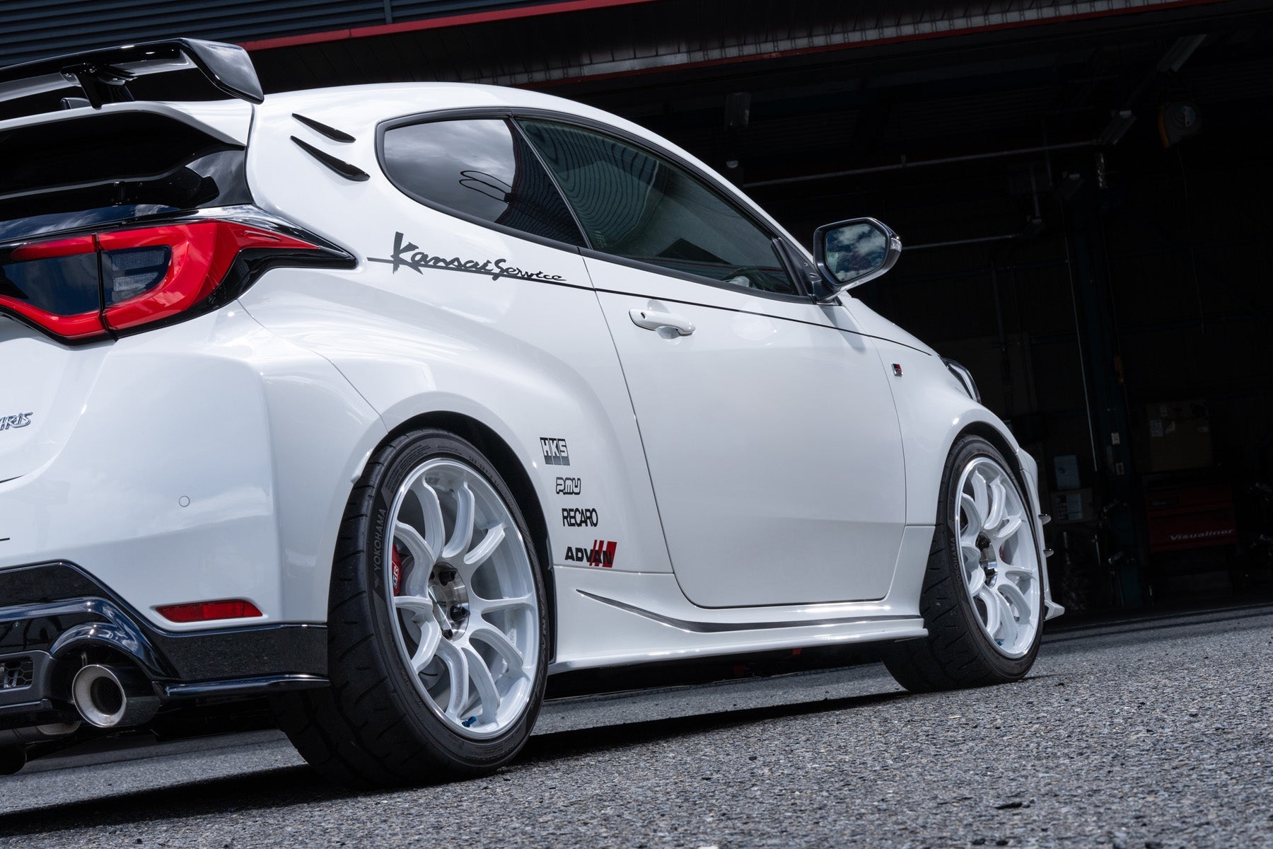 Advan Racing RZIII 5x114.3 - Wheels