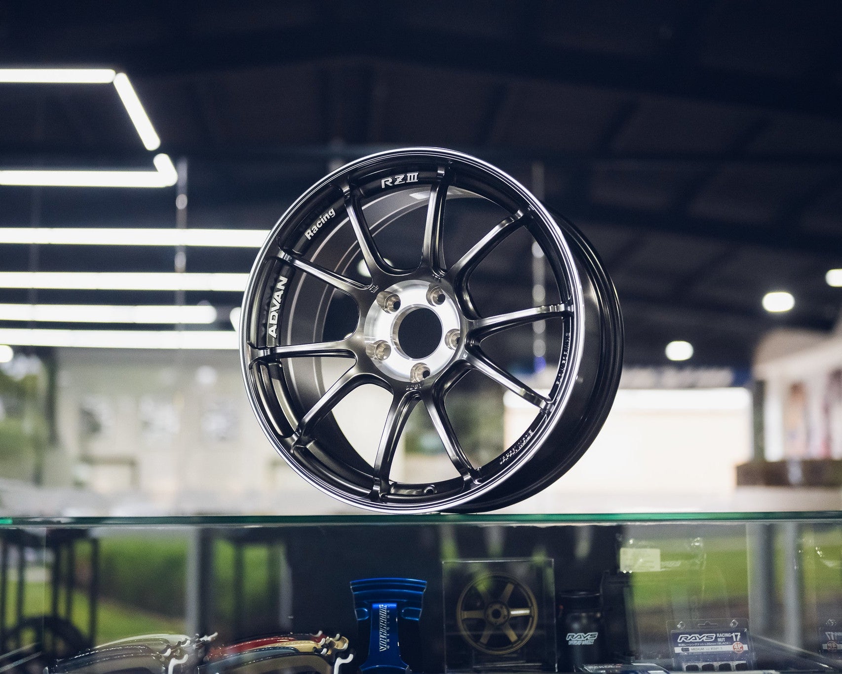 Advan Racing RZIII 5x120 - 18x9.5 +45 5x120 / Hyper
