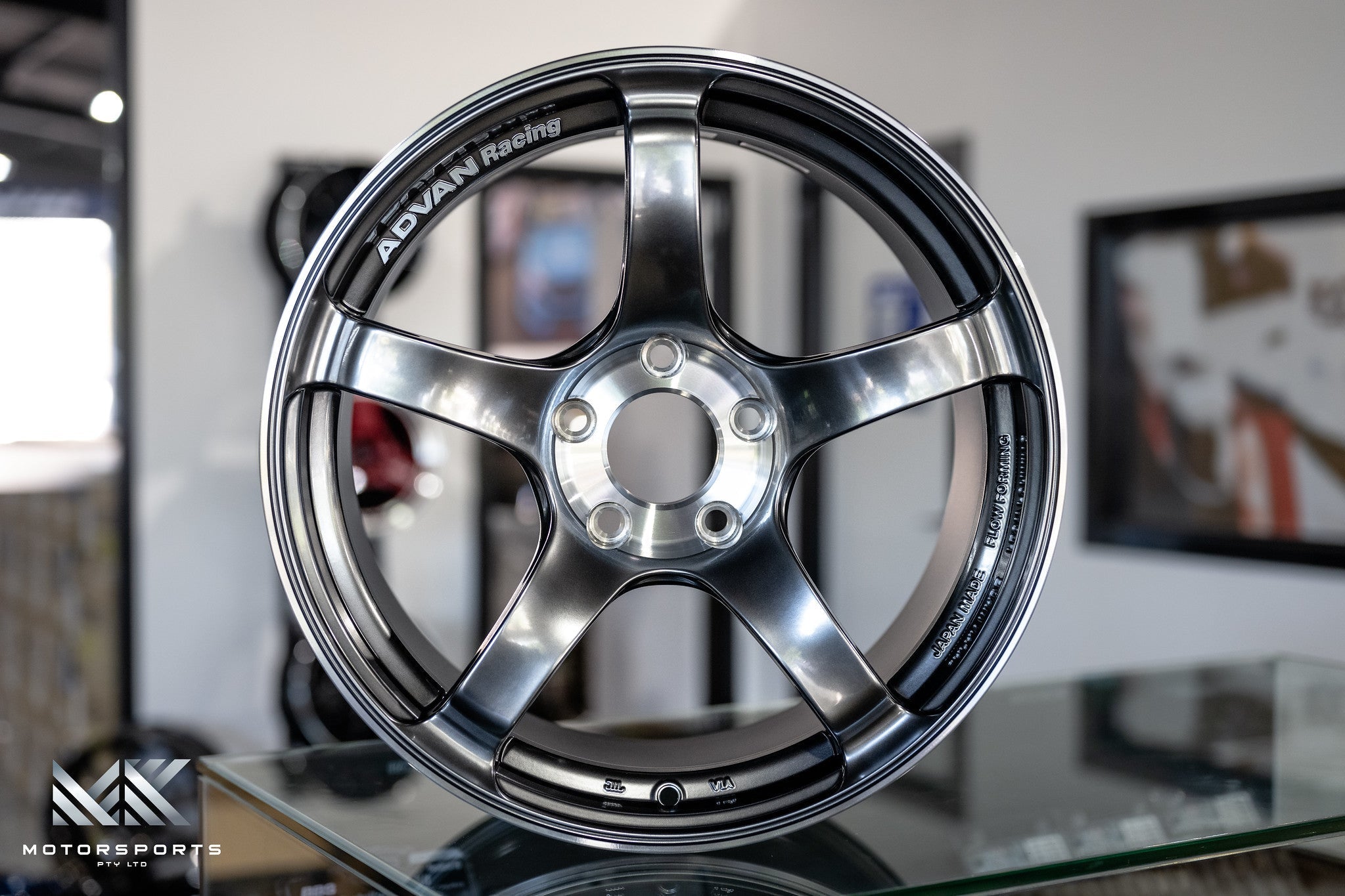 Advan TC-4 SE 5x100 - 17x7.5 + 45 5x100 / Racing Hyper