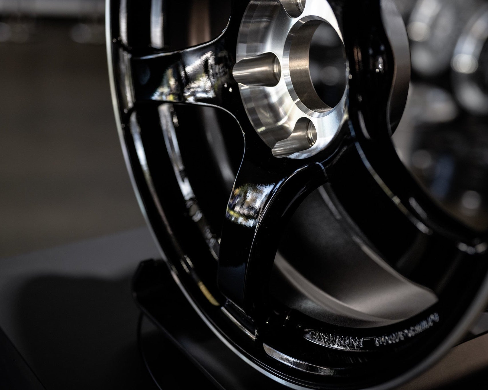 Advan TC-4 SE 17’’ - Wheels