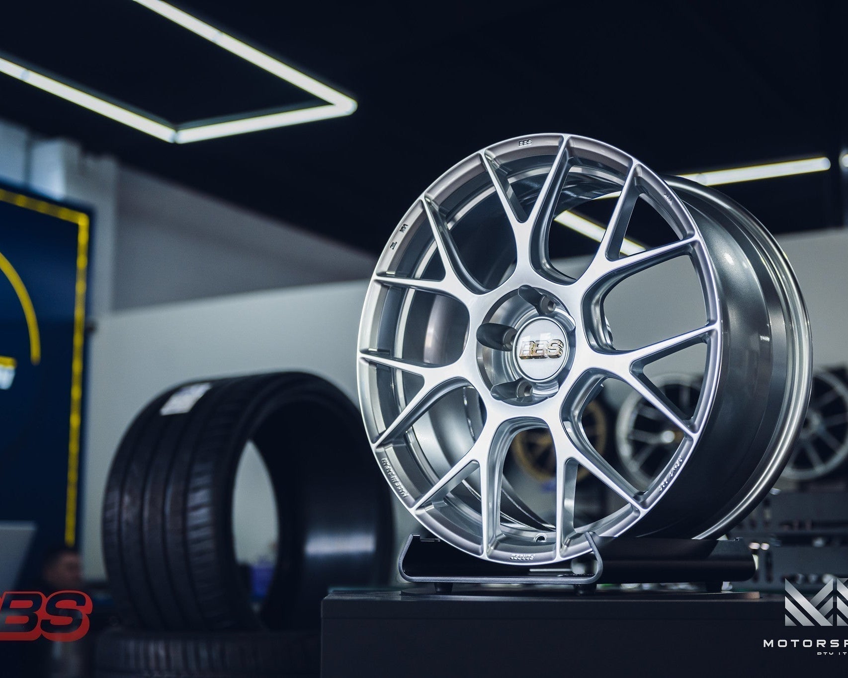 BBS RE-V7 for G8x M2/3/4 - F: RE-V7062 20x9.5 + 15 R: