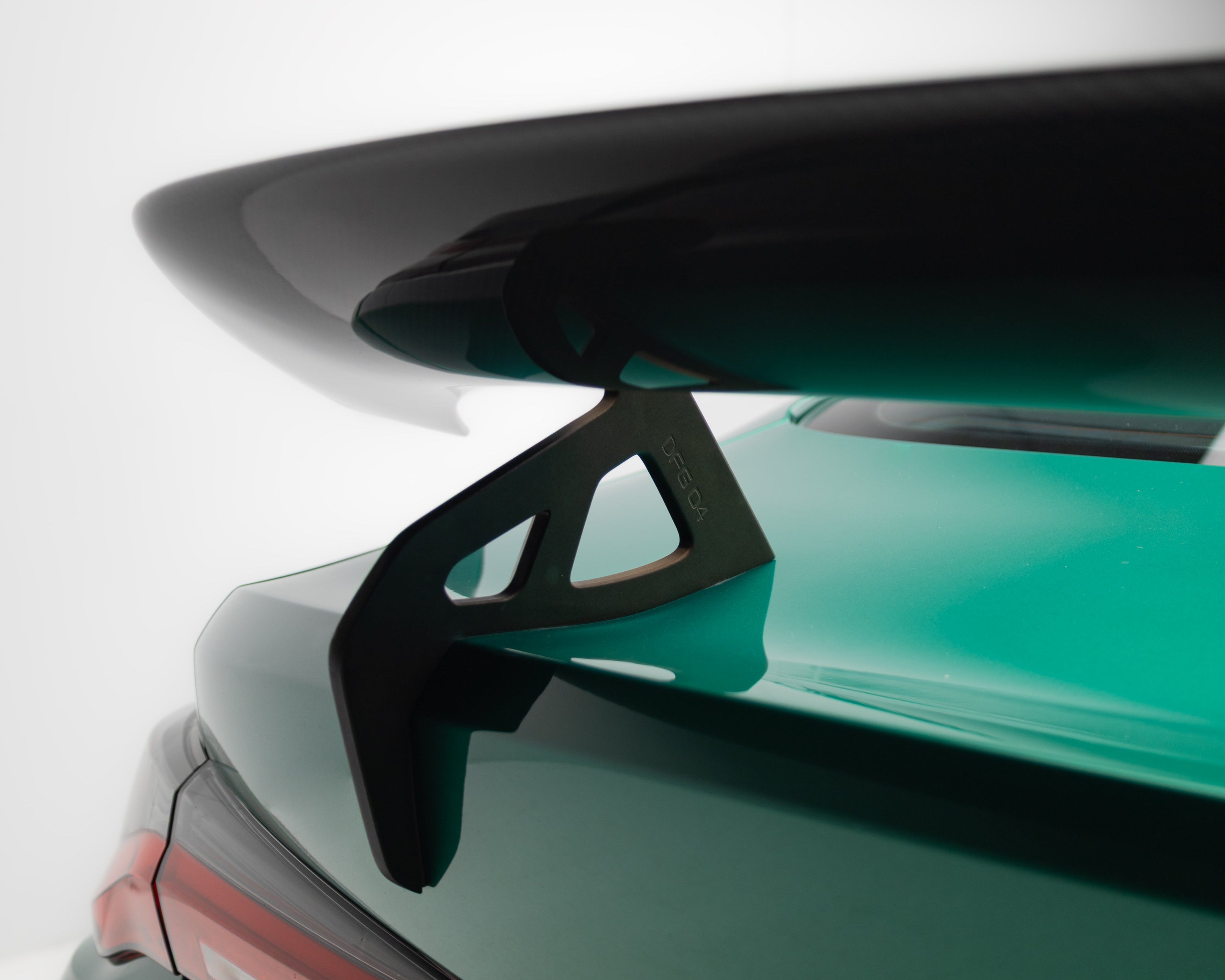 BMW G82 M4 AT-S Dry Carbon Fiber Swan Neck Wing 2020+