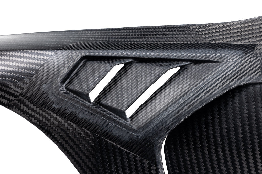 Carbon Vented Front Fender Set for BMW M4 G82 G83 - Carbon