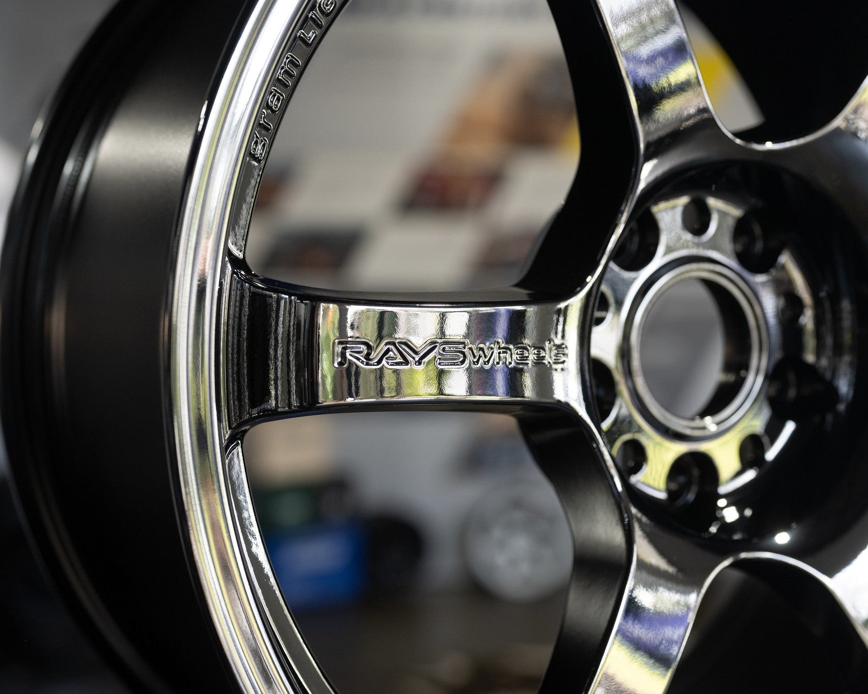 gramLIGHTS 57DR Limited RBC 18’’ - Wheels