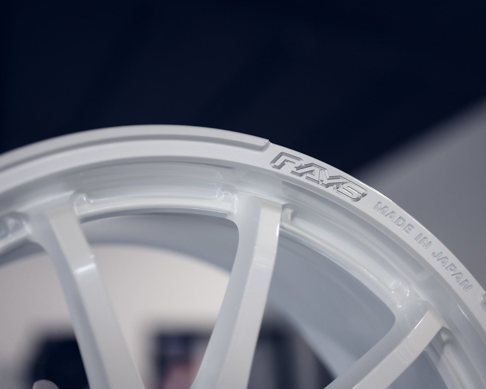 gramLIGHTS 57NR 18’’ 5x114.3 - Wheels