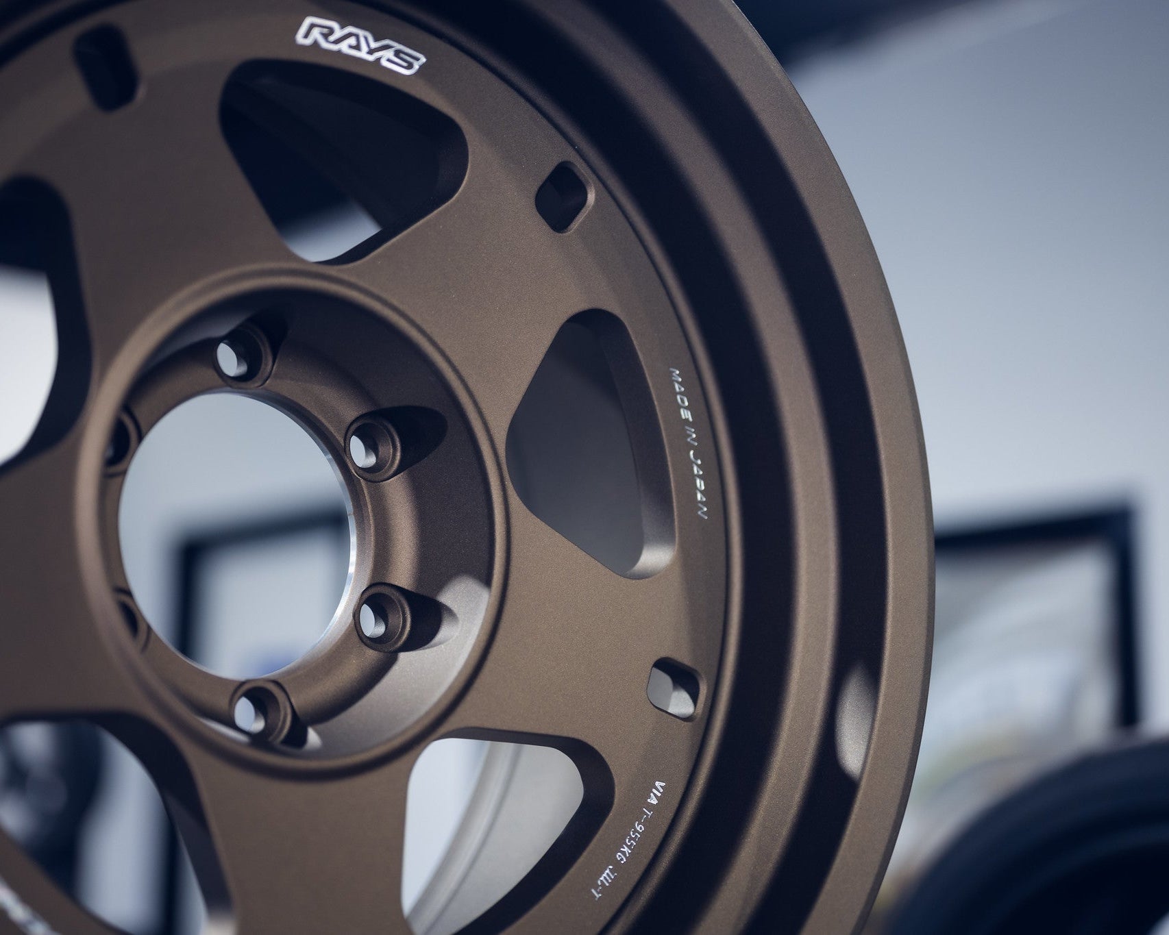 RAYS Offroad 05X 18’’ - Wheels