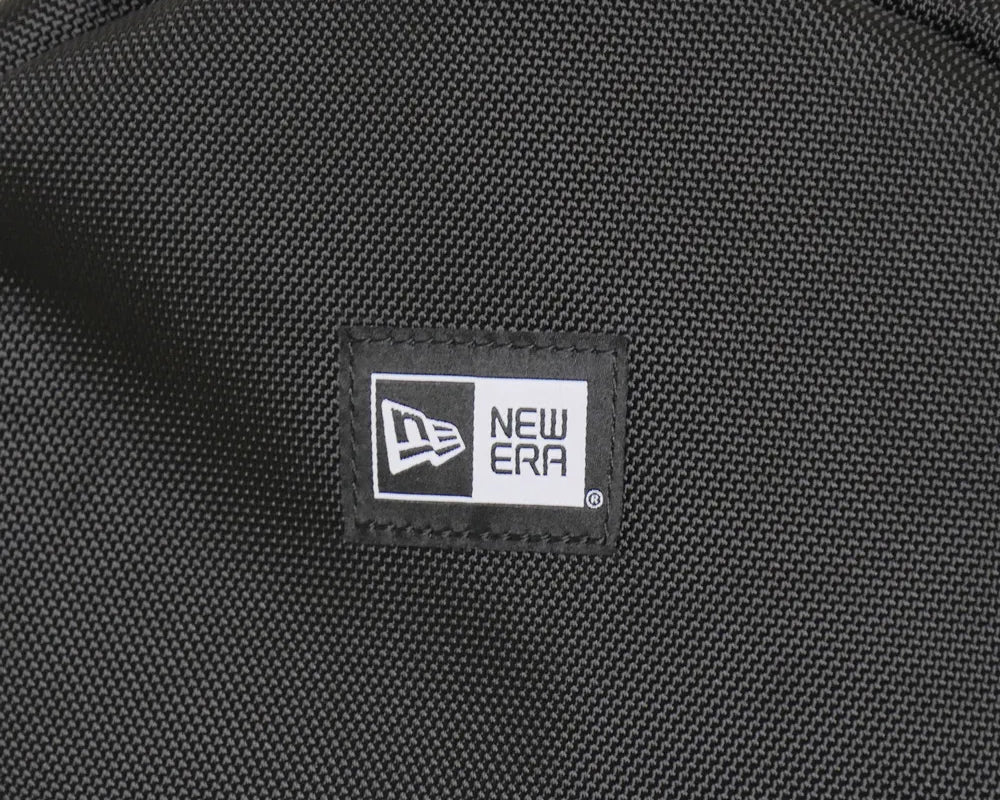 RAYSxNEW ERA BACKPACK 27L - Black - Merchandise
