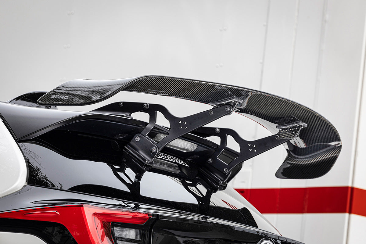 SARD LSR Wing for GR Yaris - LSR Wing Type L / Carbon Fibre