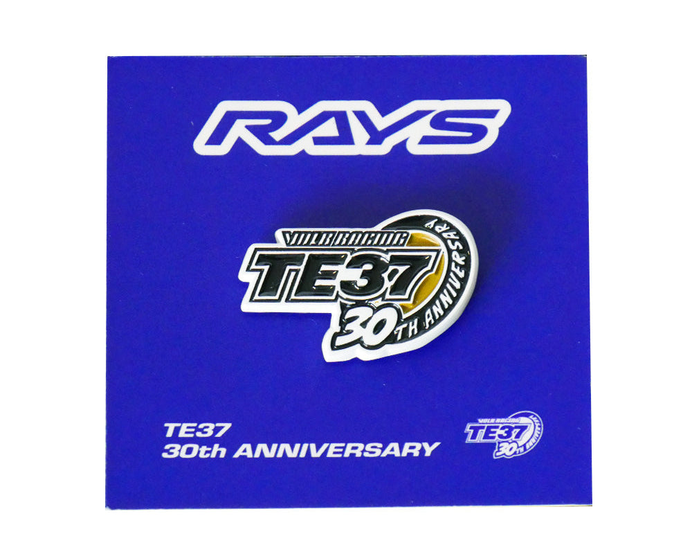 TE37 30TH RAYS x LEEN CUSTOMS COLLAB Pin Badge - TE37 30TH