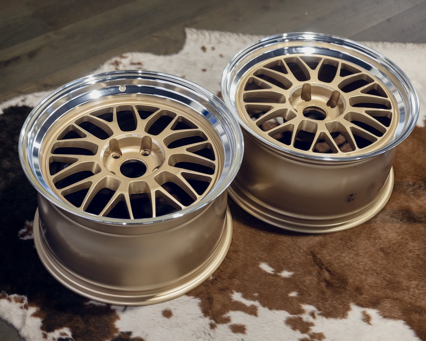 Volk Racing 21A Custom for BMW - F: 18x9.5 +22 - F2 - M R: