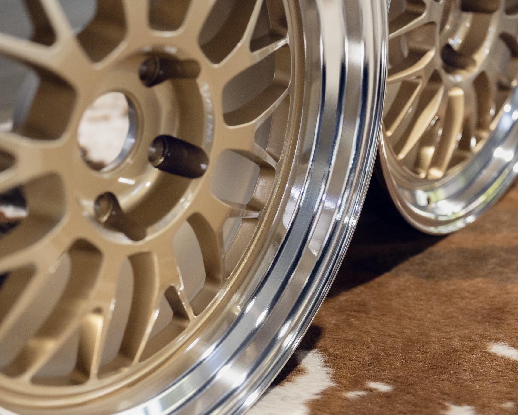 Volk Racing 21A Custom for BMW - F: 18x9.5 +22 - F2 - M R: