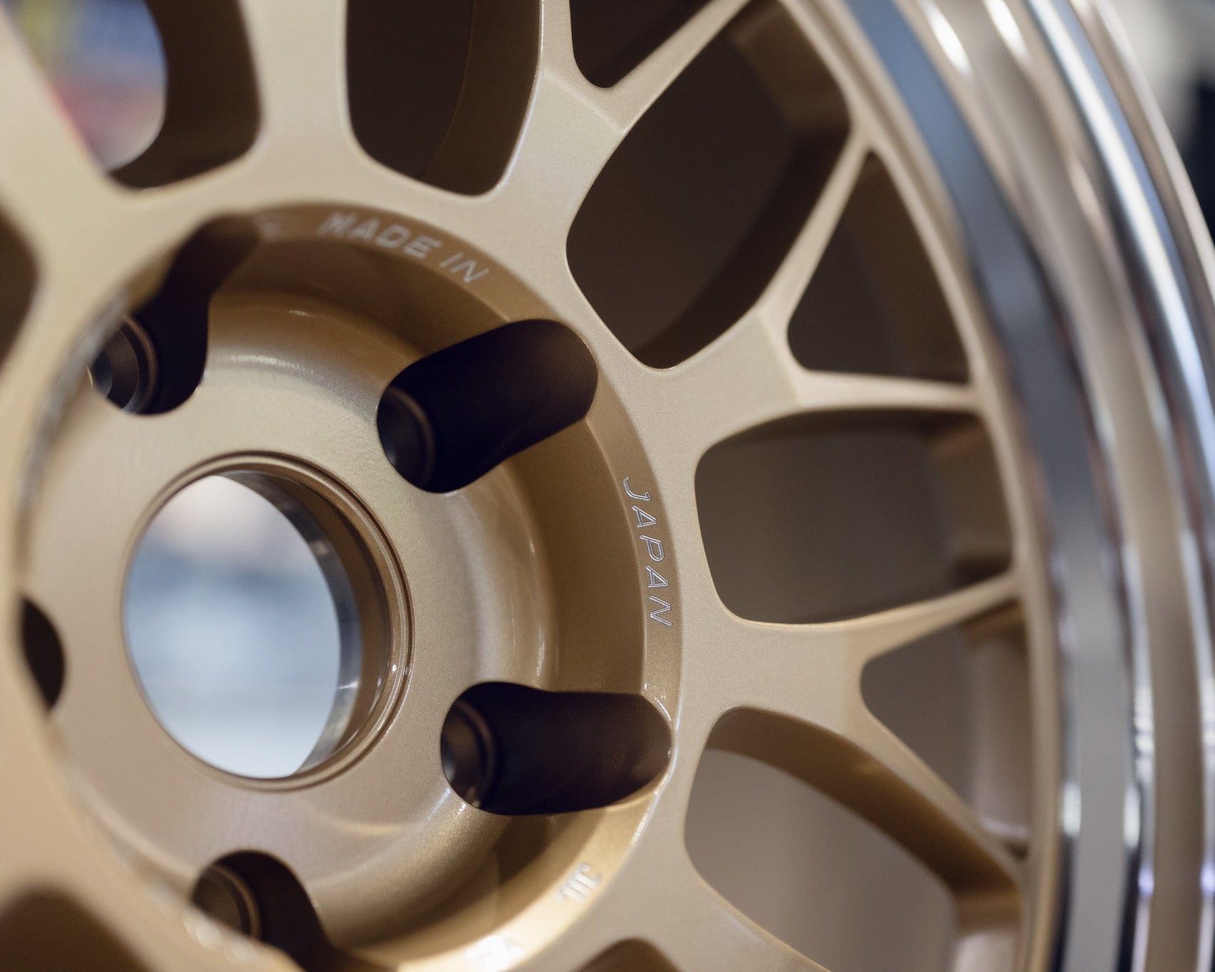 Volk Racing 21A Custom for BMW - F: 18x9.5 +22 - F2 - M R: