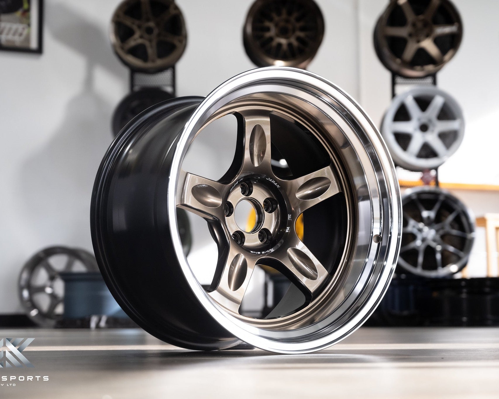 Volk Racing 21C spec-SR - 18x8.5 + 35 5x114.3 - F1 - S