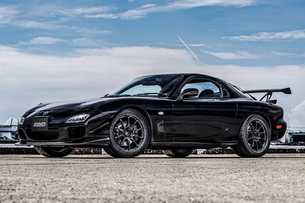Volk Racing CE28N + 18’’ - Wheels