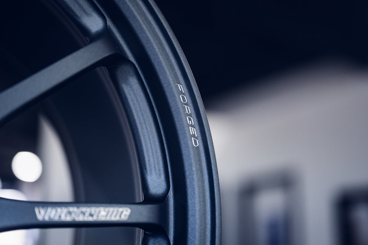 Volk Racing CE28N-plus M-Spec 19’’ 5x112 - Wheels