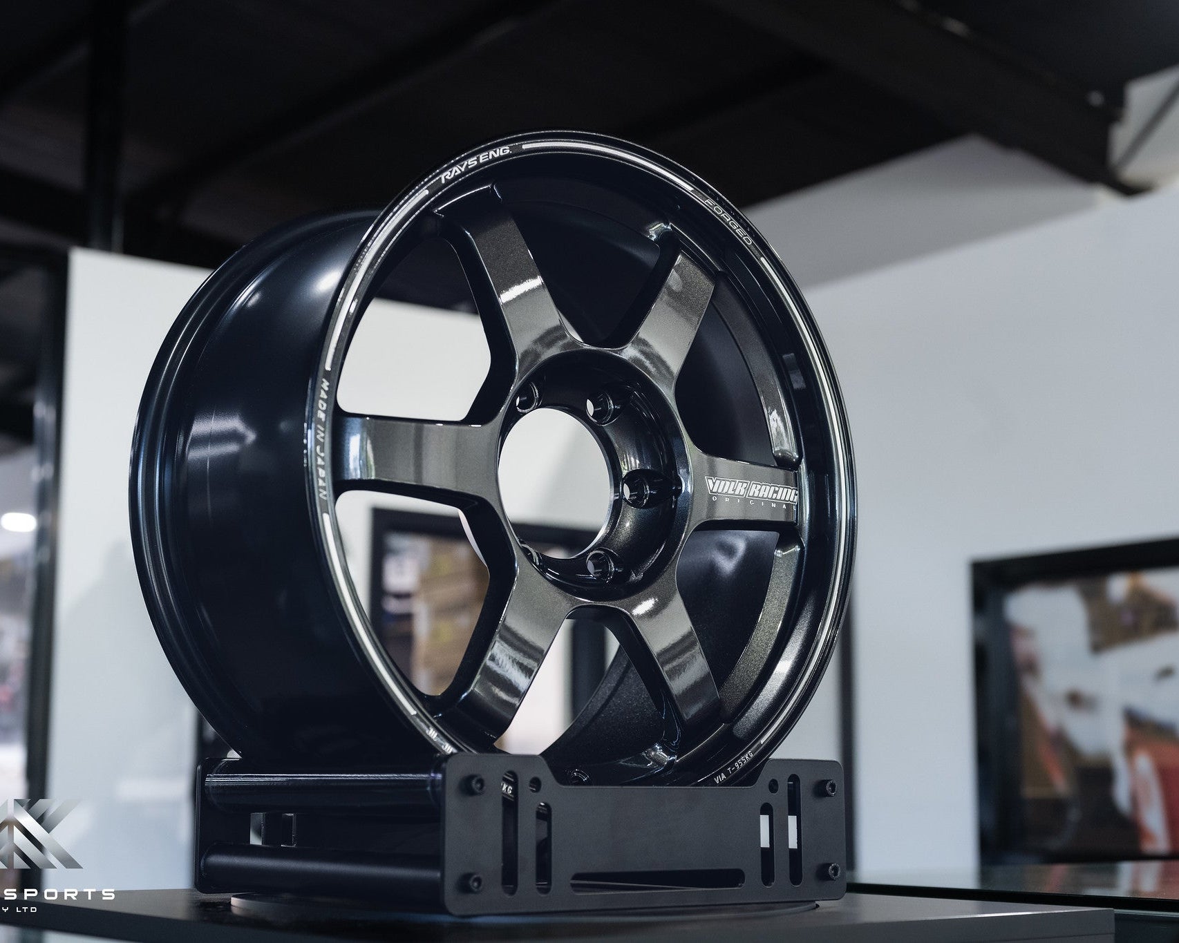 Volk Racing TE37 Large P.C.D. PM II - 18x9 + 50 6x139.7