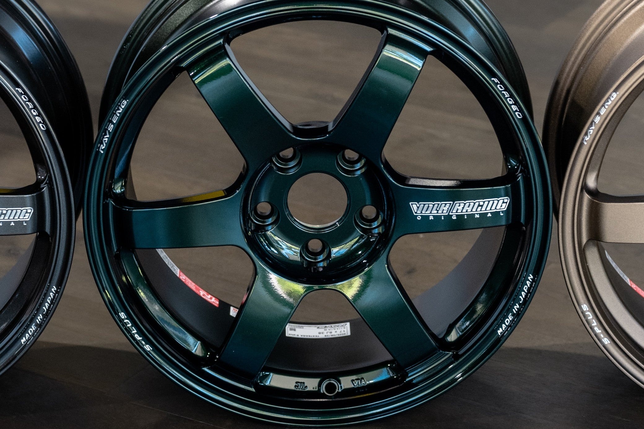 Volk Racing TE37 Saga S-Plus 17’’ - 17x8 +38 5x114.3 - F2
