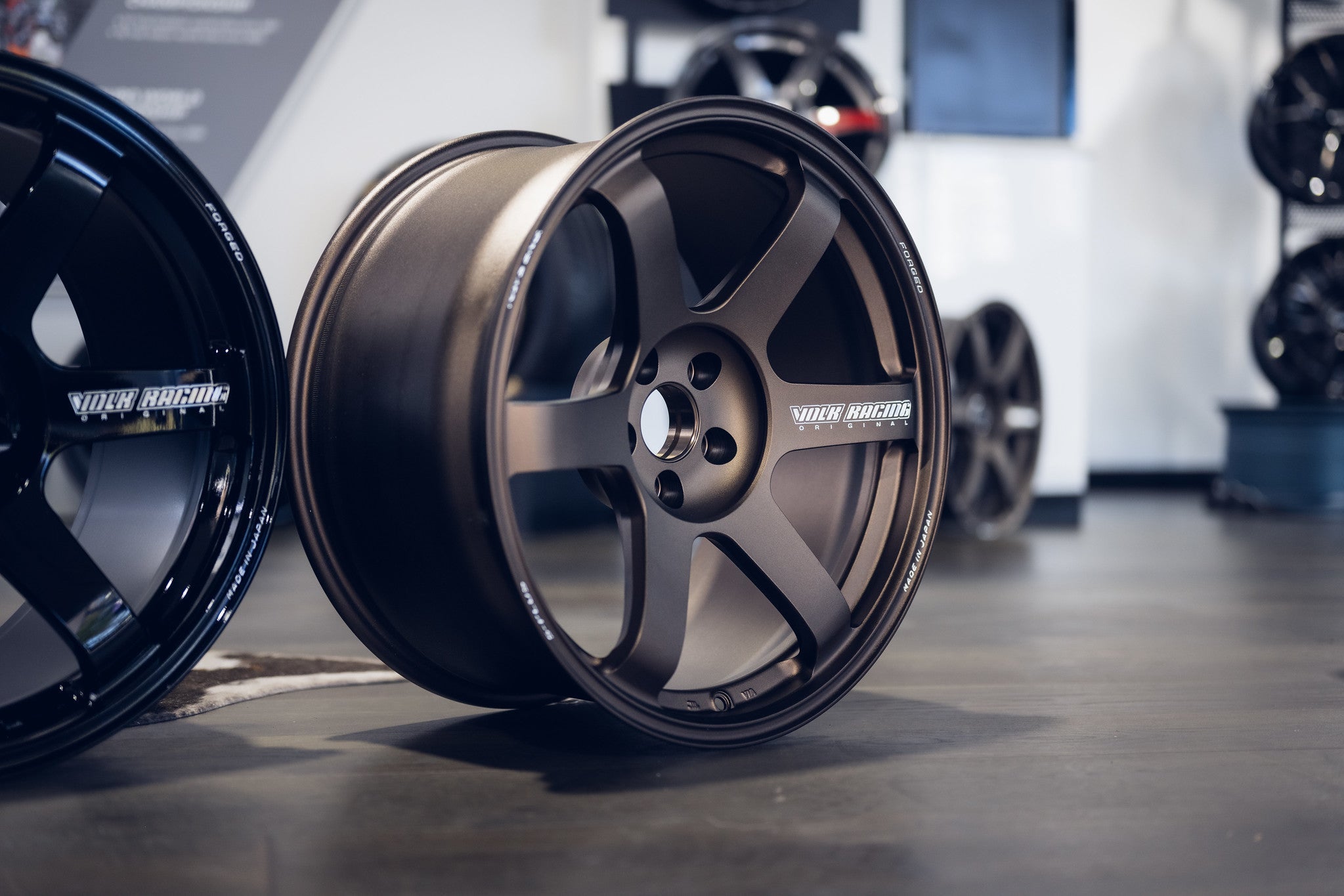 TE37 SAGA S-plus for R35 GT-R - F: 20x10 +30 R: 20x12 +20