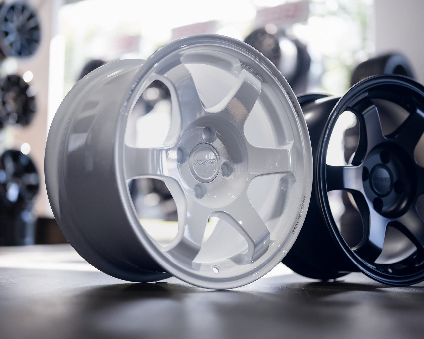 Volk Racing TE37 Saga SL 15’’ - 15x8 +35 4x100 / Dash White