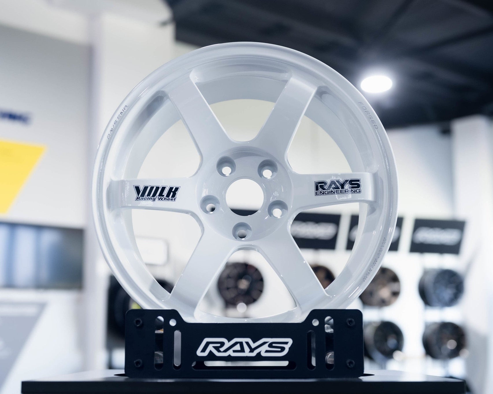 Volk Racing TE37 Saga SL 17’’ - 17x9 +21 5x114.3 - F4