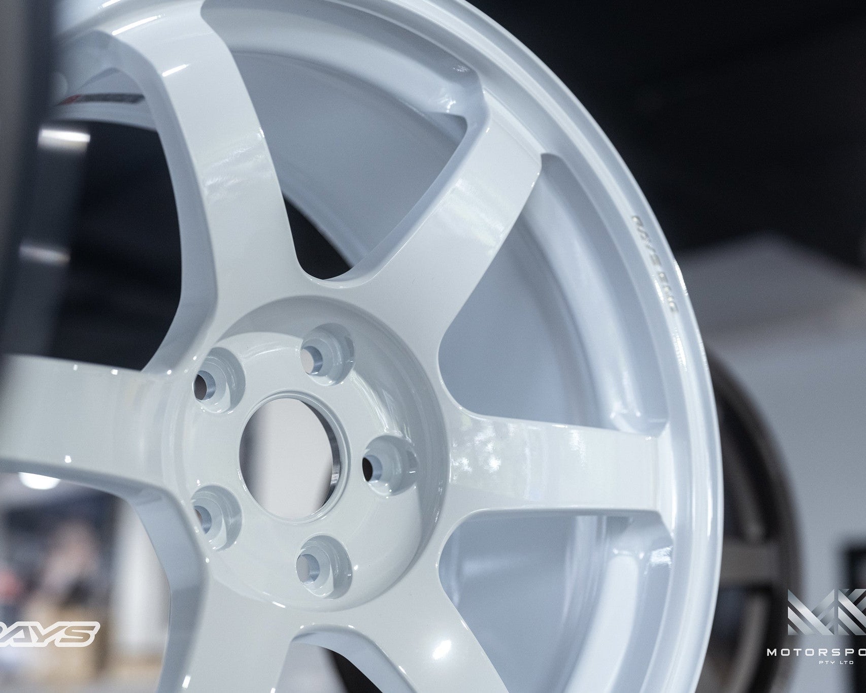 Volk Racing TE37 Saga SL 18’’ - 18x9 + 39 5x114.3 - Custom