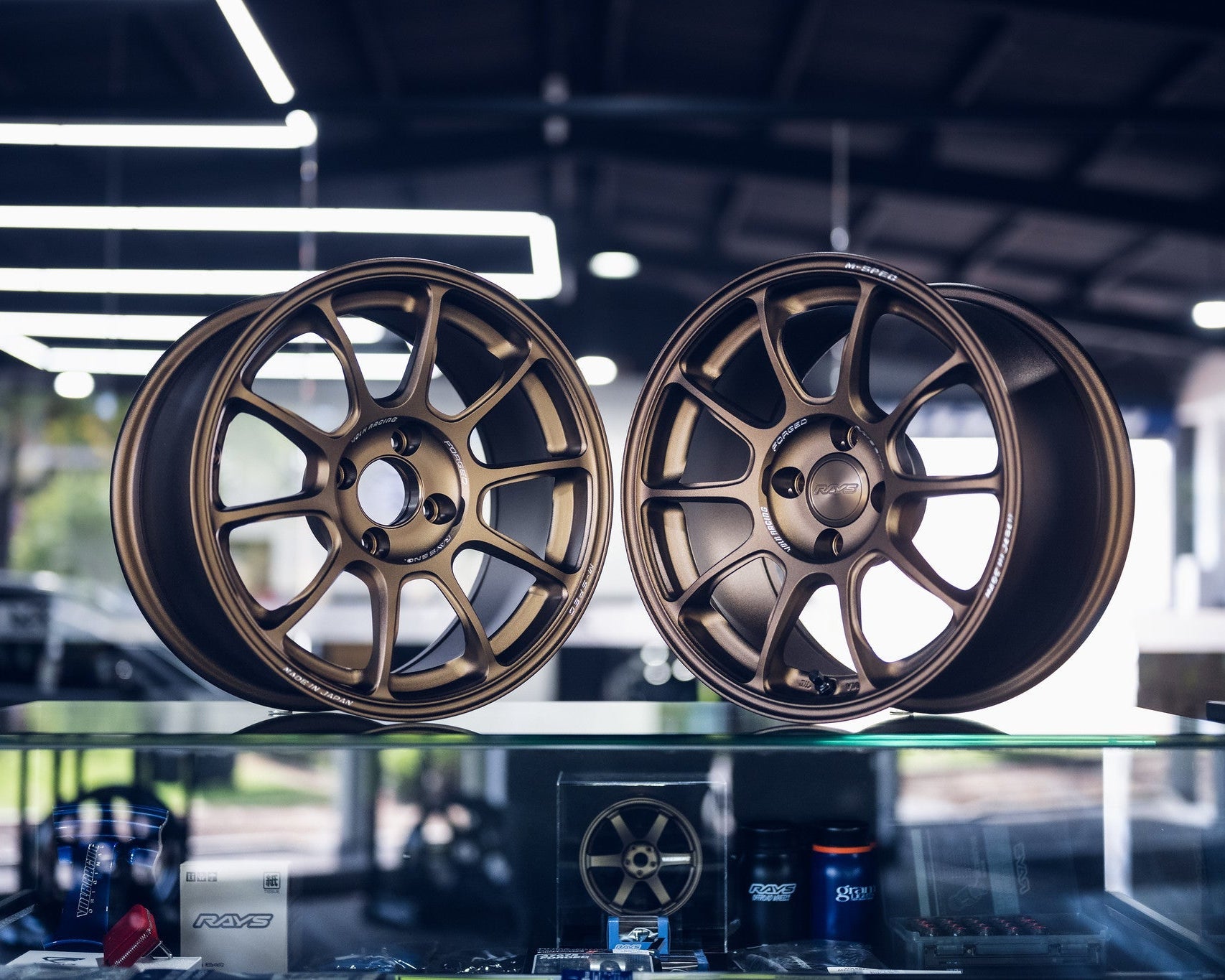 Volk Racing ZE40 15’’ - 15x5.5 +42 4x100 - F1 / Bronze (BR)