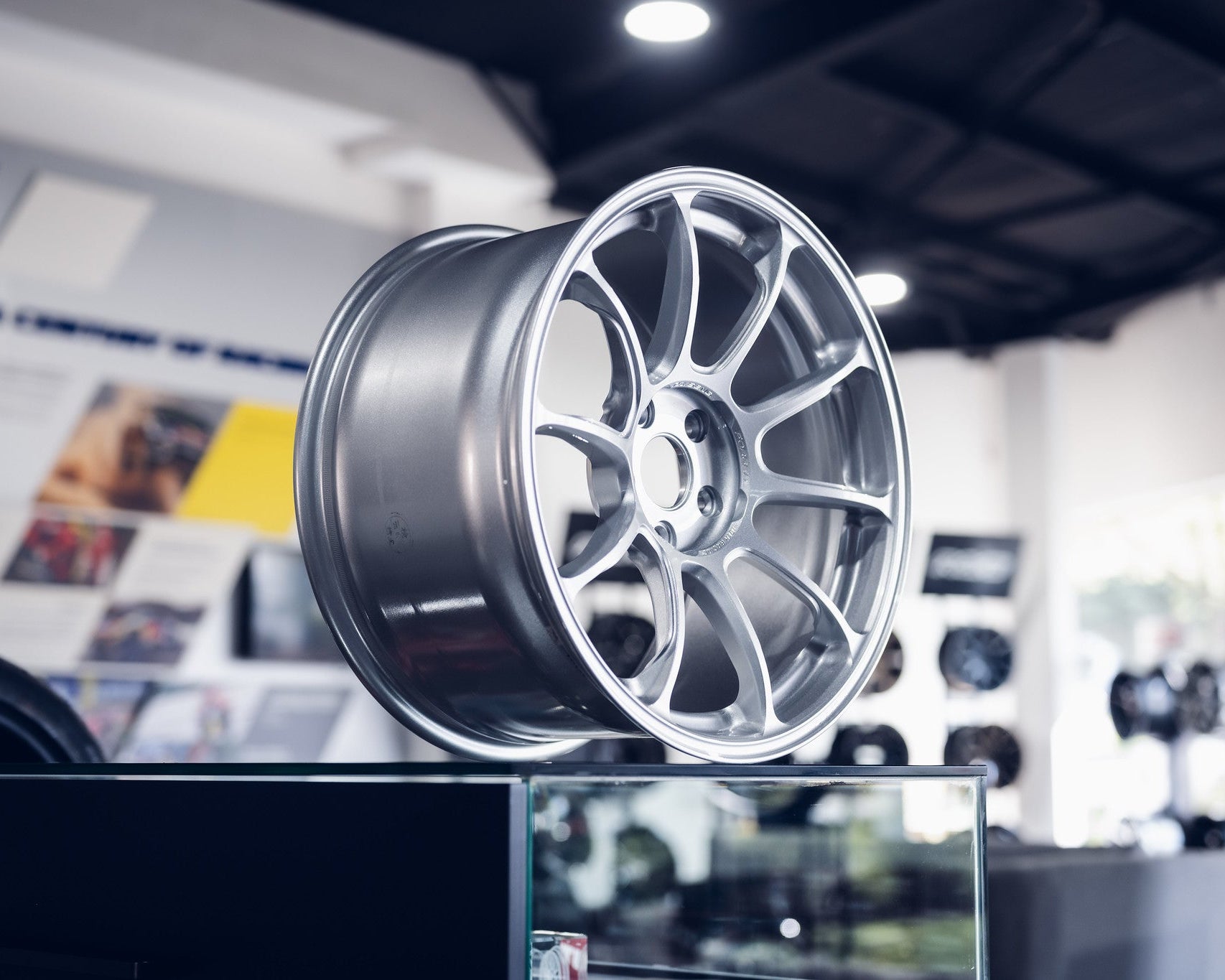 Volk Racing ZE40 M-Spec 5x114.3 - 18x10 +40 5x114.3