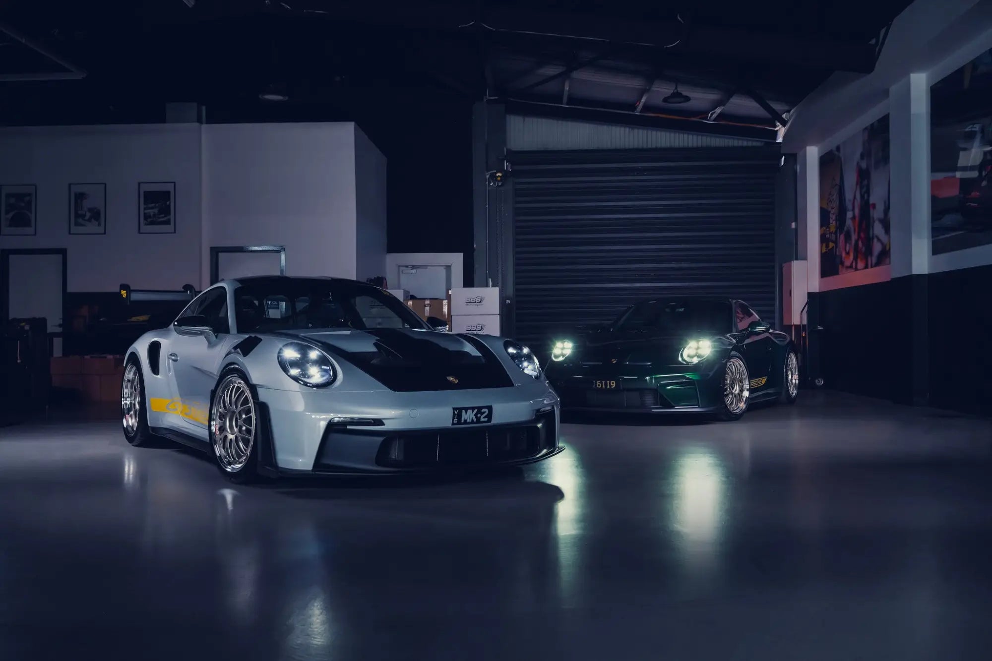 992