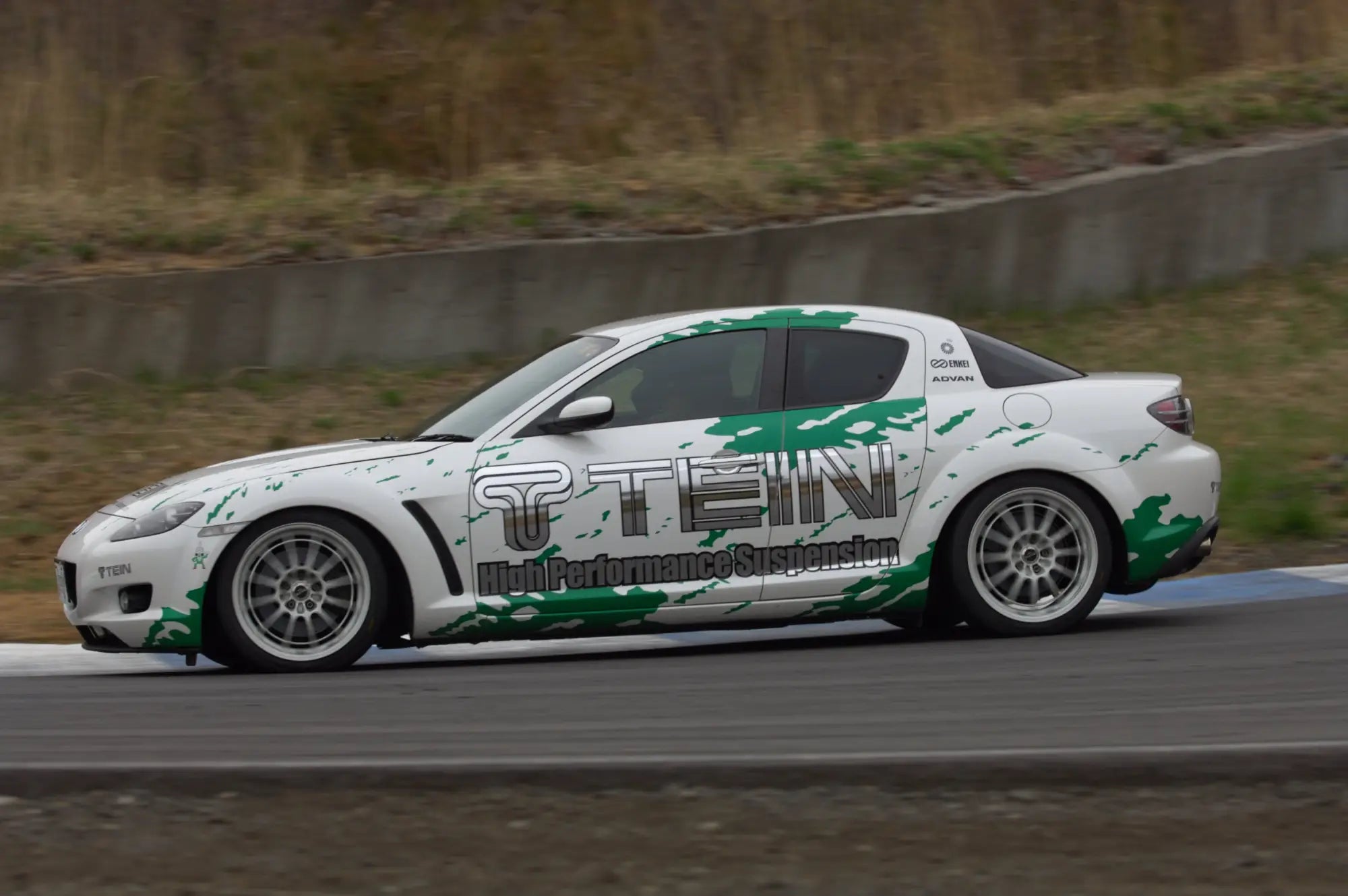 Mazda RX-8 - Tein