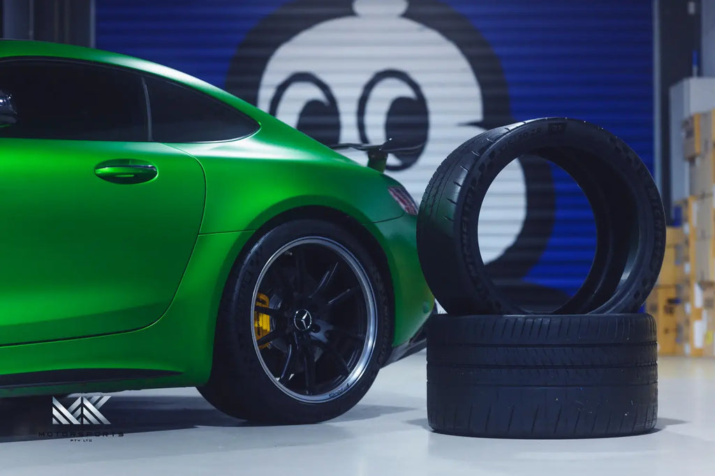 Michelin Pilot Sport Cup 2 x AMG GT R