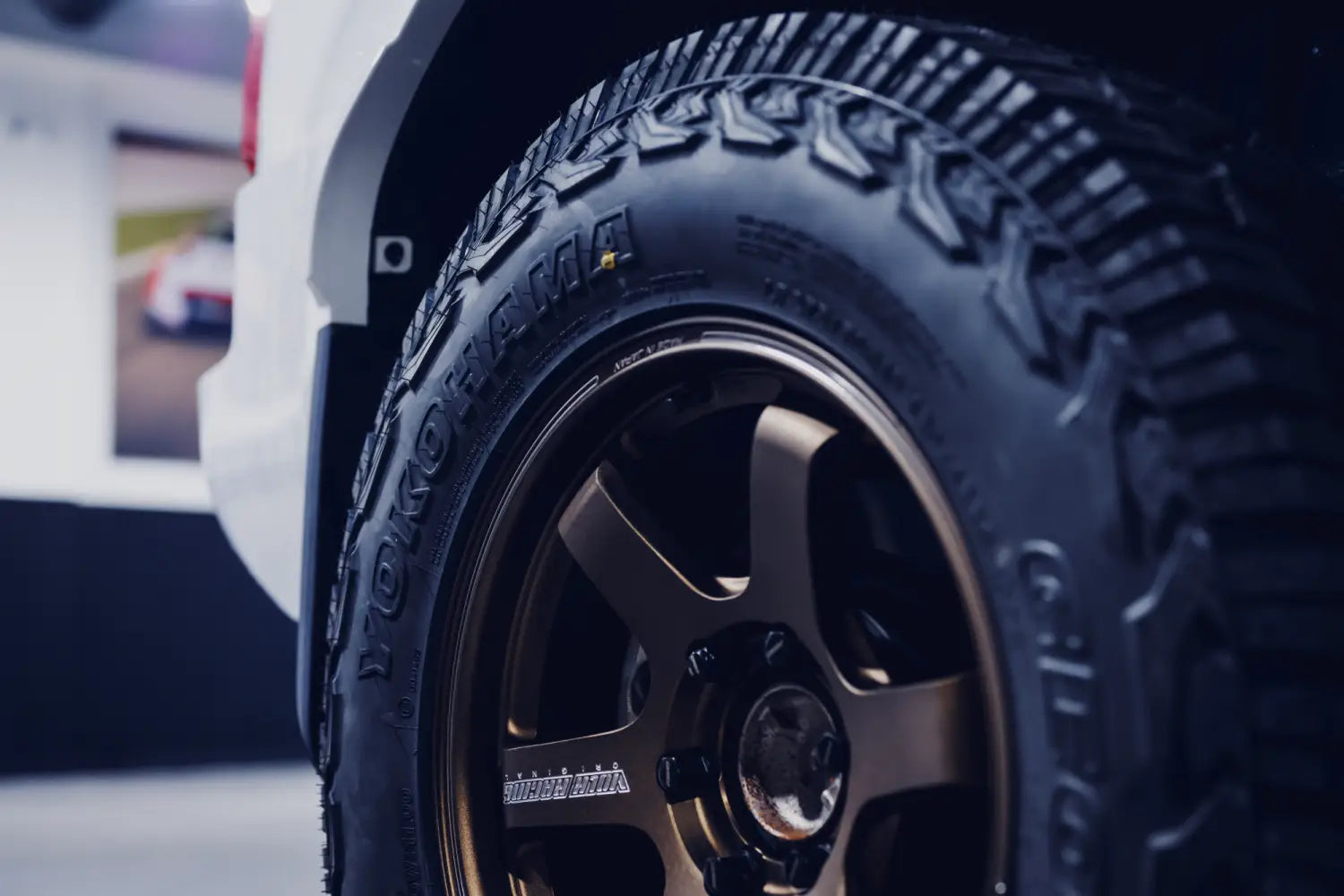 TE37SB x Landcruiser Prado