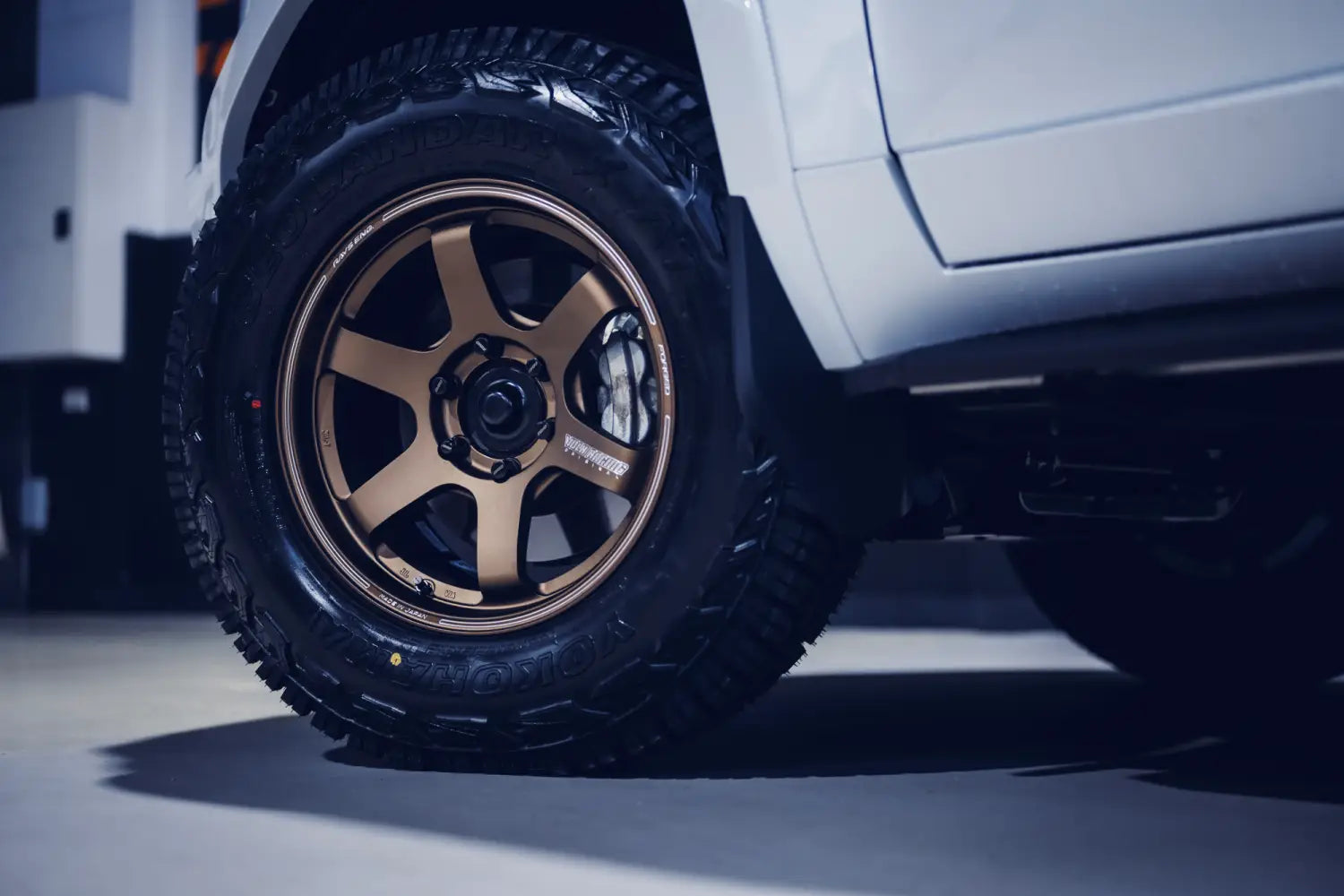 TE37SB x Landcruiser Prado