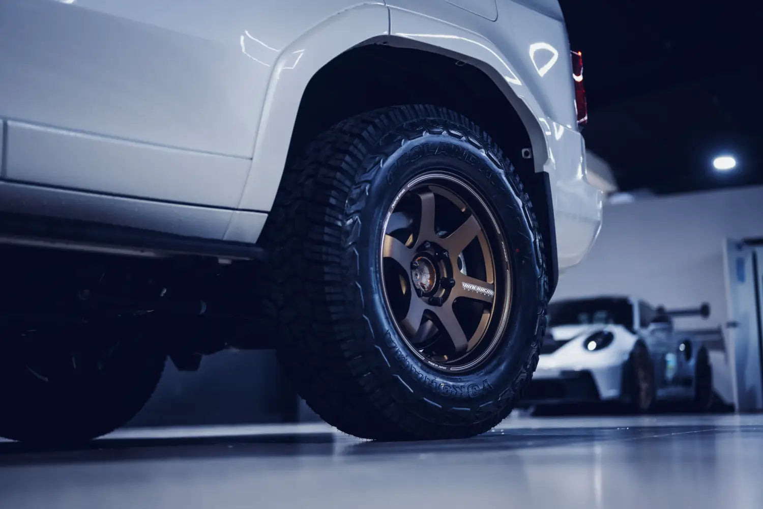 TE37SB x Landcruiser Prado