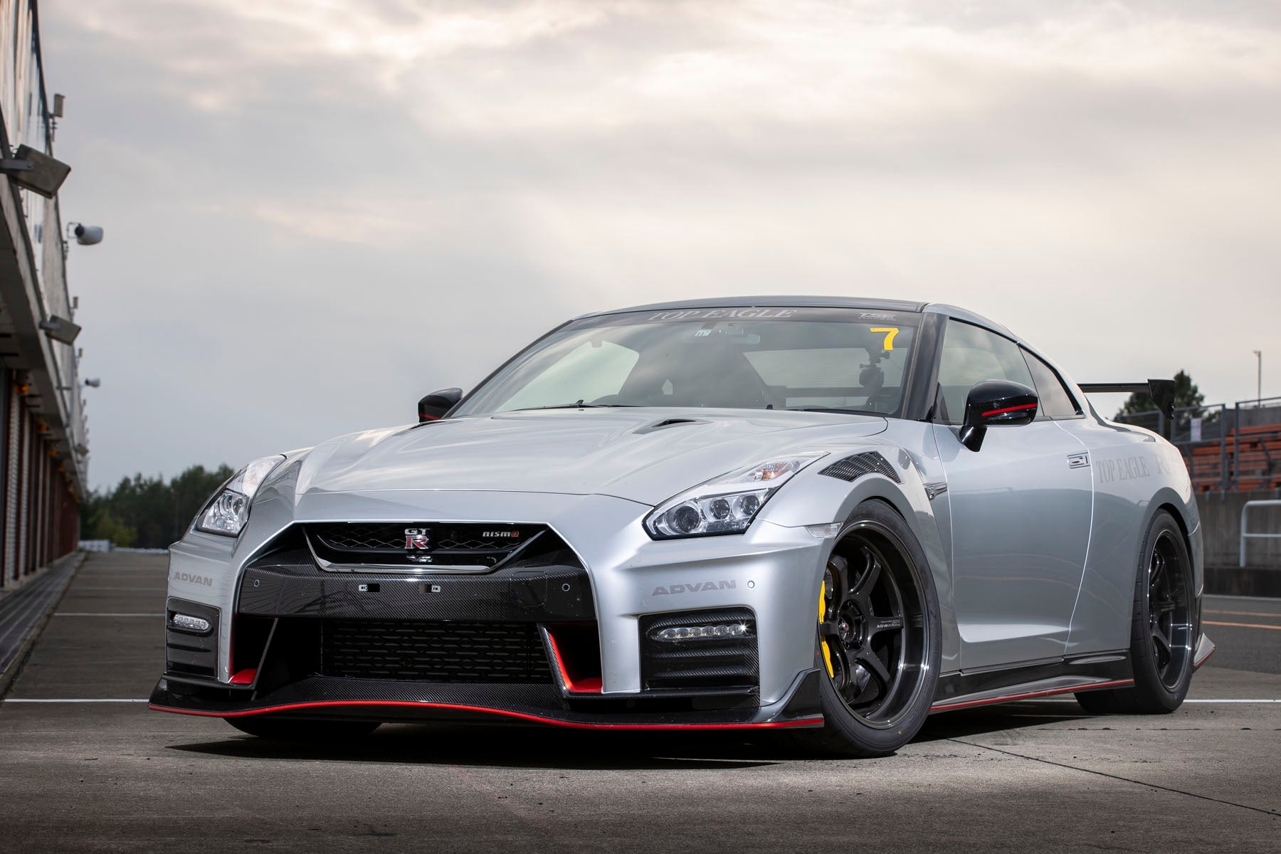 Advan Racing R6 5x114.3 - Wheels