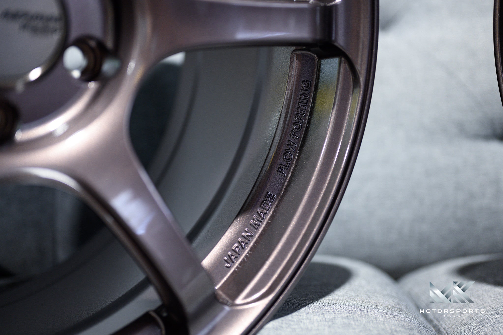 Advan Racing RG-4 at MK MOTORSPORTS |ホイールセット $3590.00