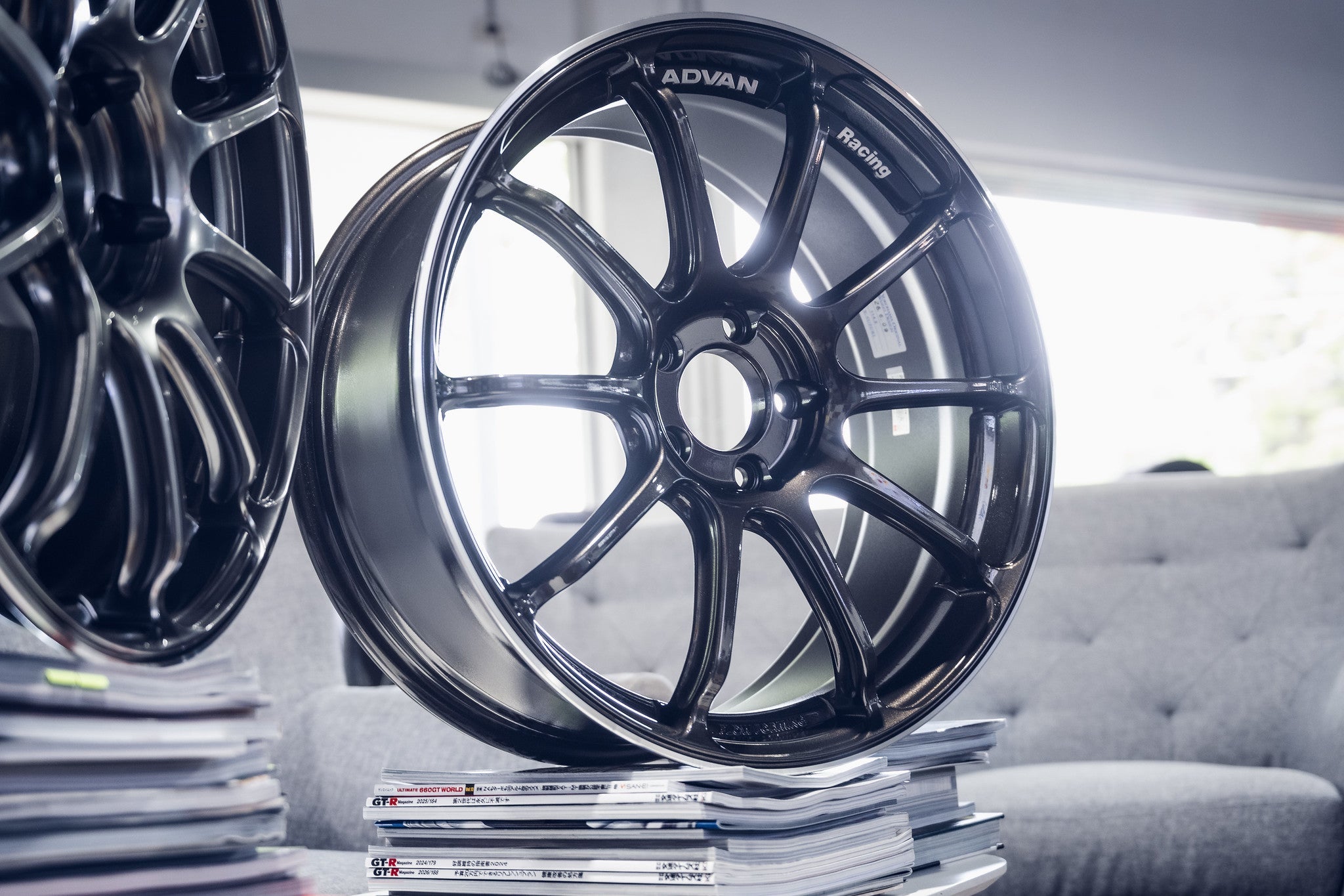 Advan Racing RSIII 5x114.3 - 19x8.5 +38 5x114.3 / Black Gun